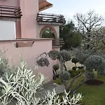 Iva & Ammm Apartman Malinska